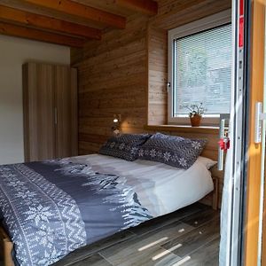 Camera con letto king size